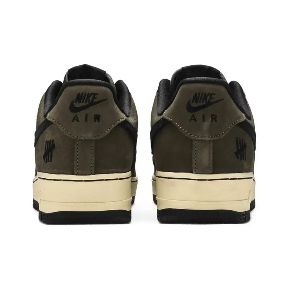 Undefeated x Nike Air Force 1 Low SP Ballistic Dunk vs. AF1