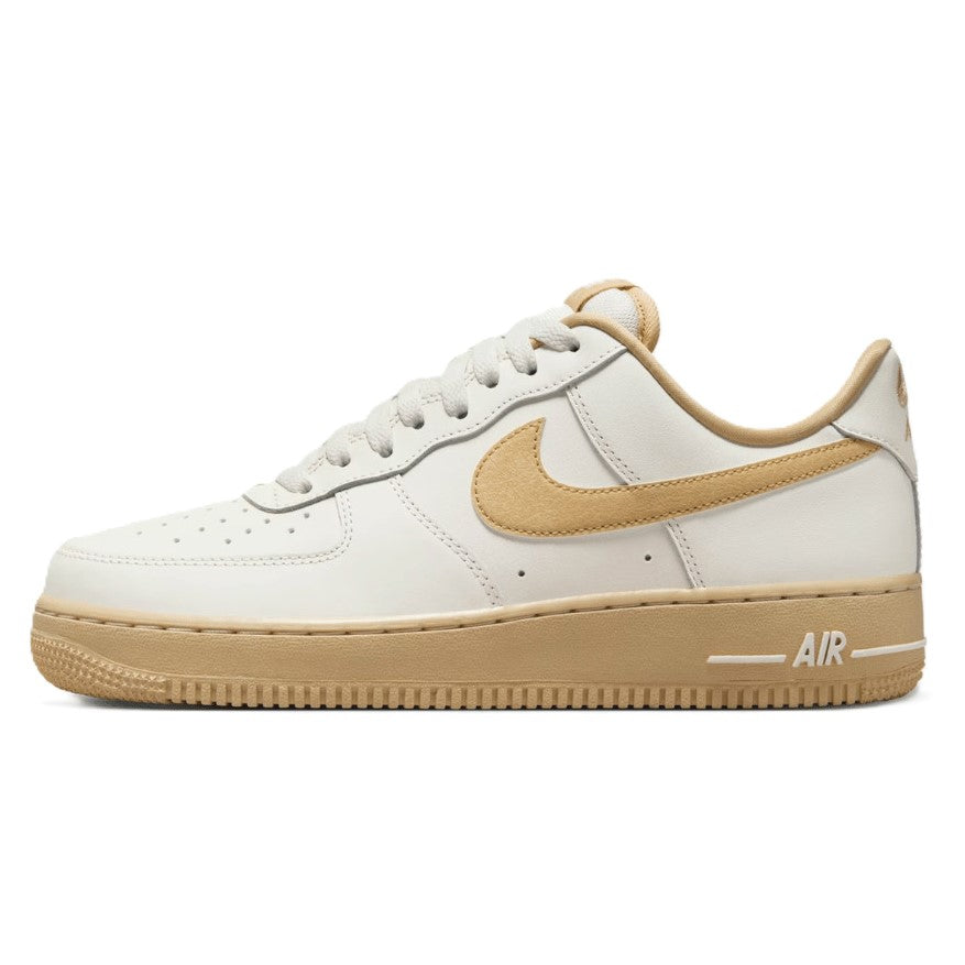Tênis Nike Air Force 1 ´07 NCPS Beige