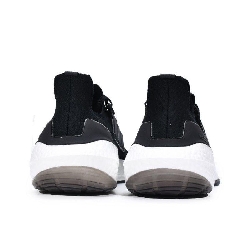 Adidas Ultraboost 22 Black White